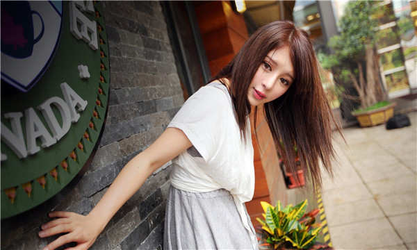 杭锦想找一个女性生孩子给报酬-｛找个女人生孩子多少钱｝